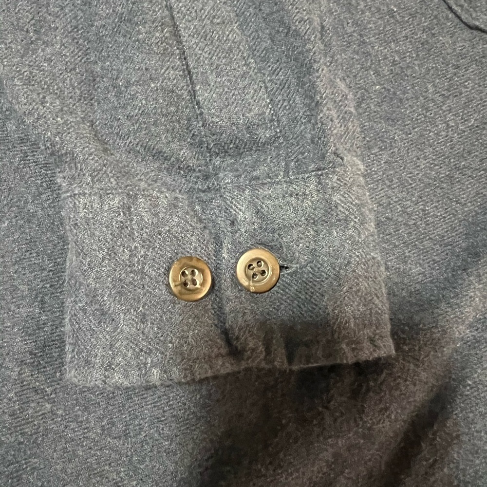 Pendleton Button Up - image 4